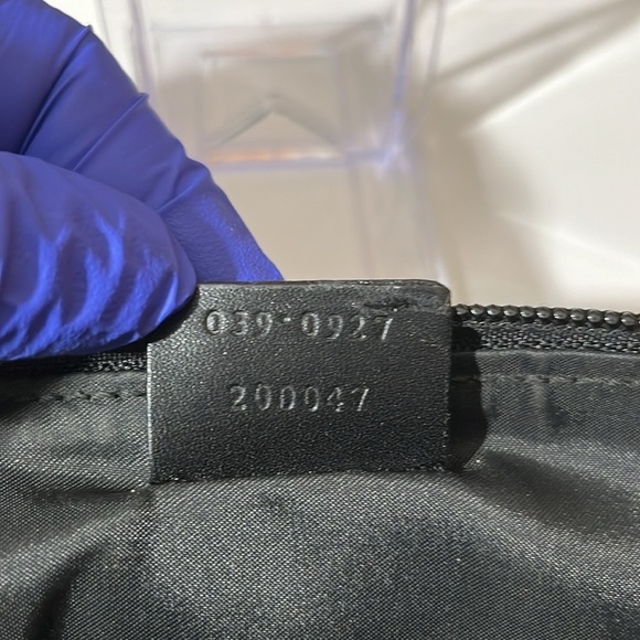 GUCCI CLUTCH OR BAG INSERT POUCH. - Picture 9 of 15